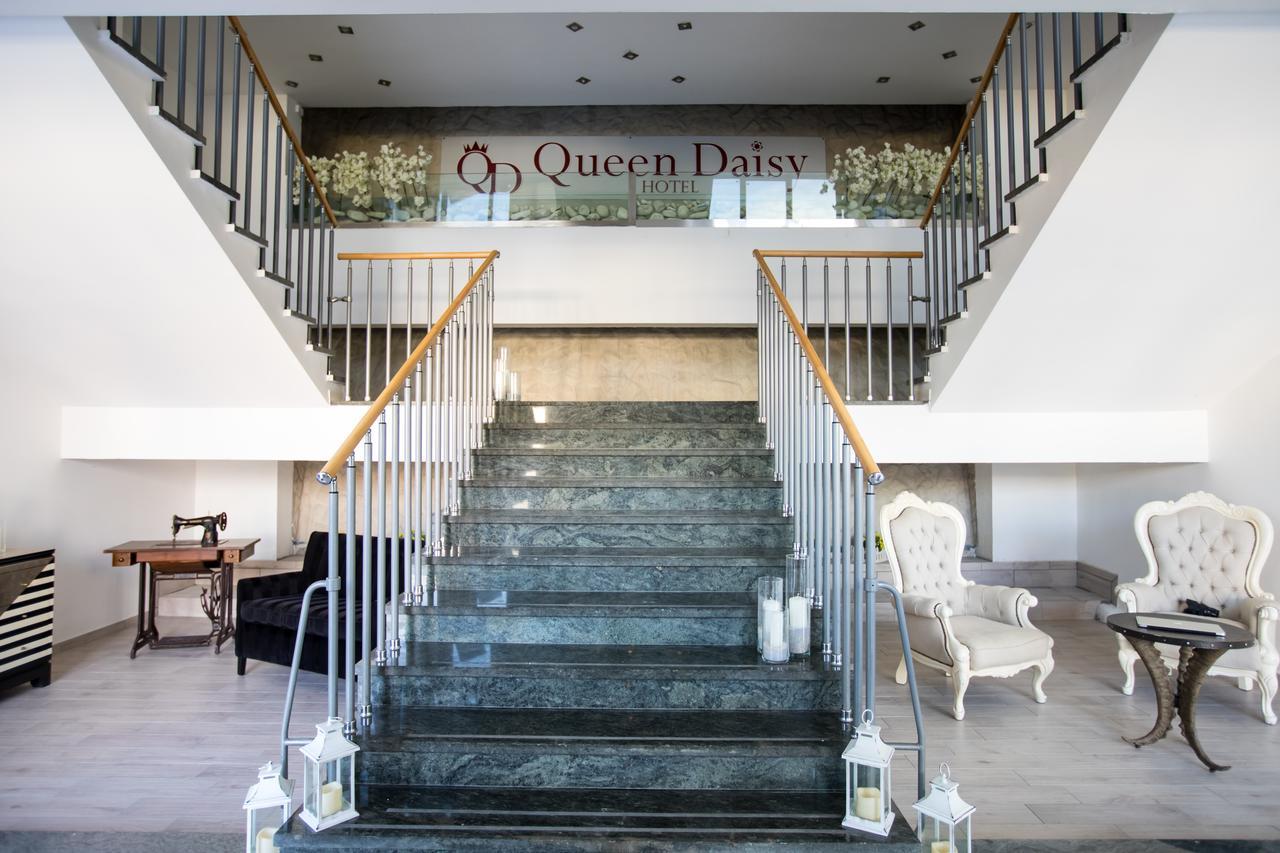 Hotel Queen Daisy Castellammare di Stabia Bagian luar foto